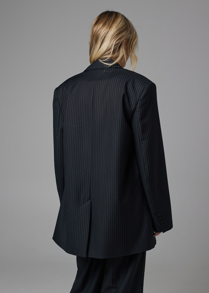 Пиджак classic черный в полоску  ALÁBEL